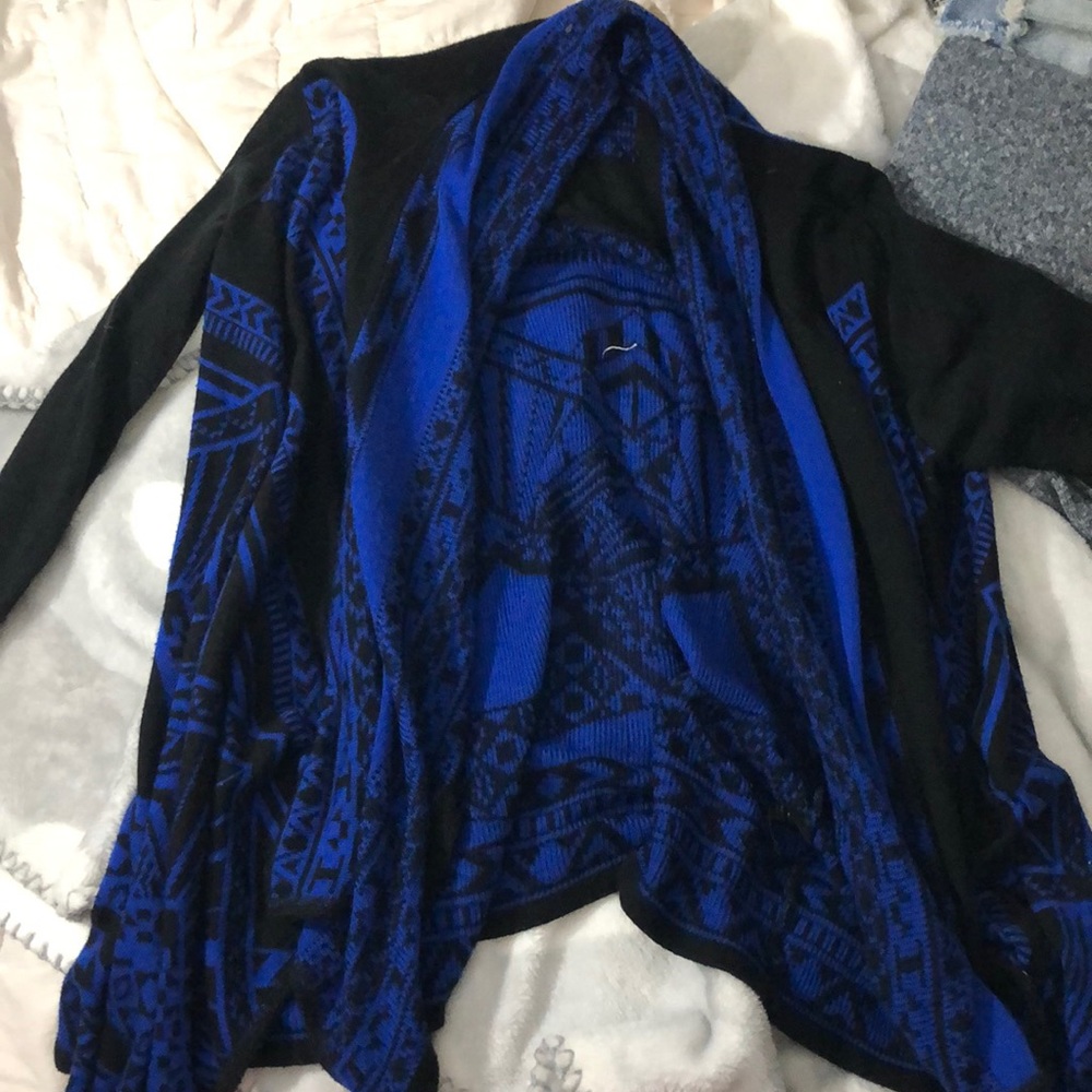 Sweater/cardigan